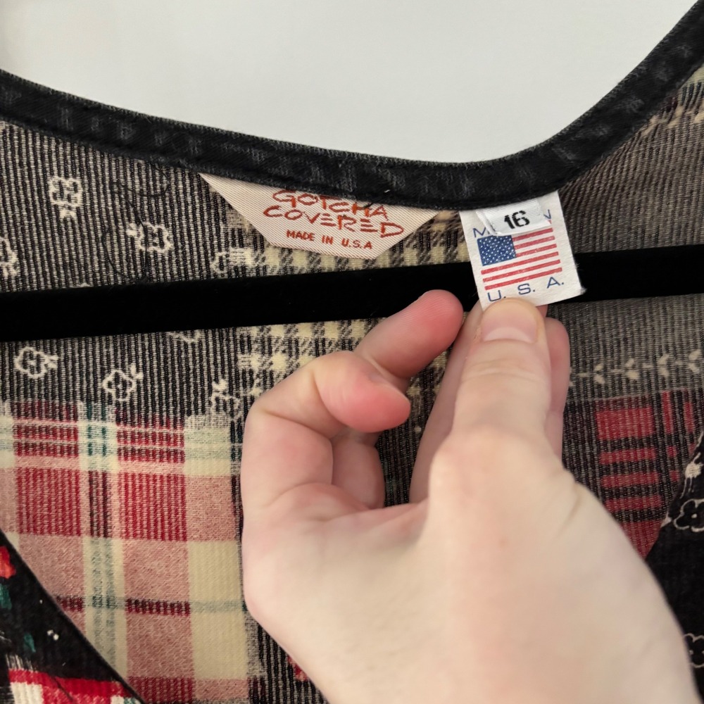 Vintage Cotton Gotcha Covered Patchwork Button Do… - image 4